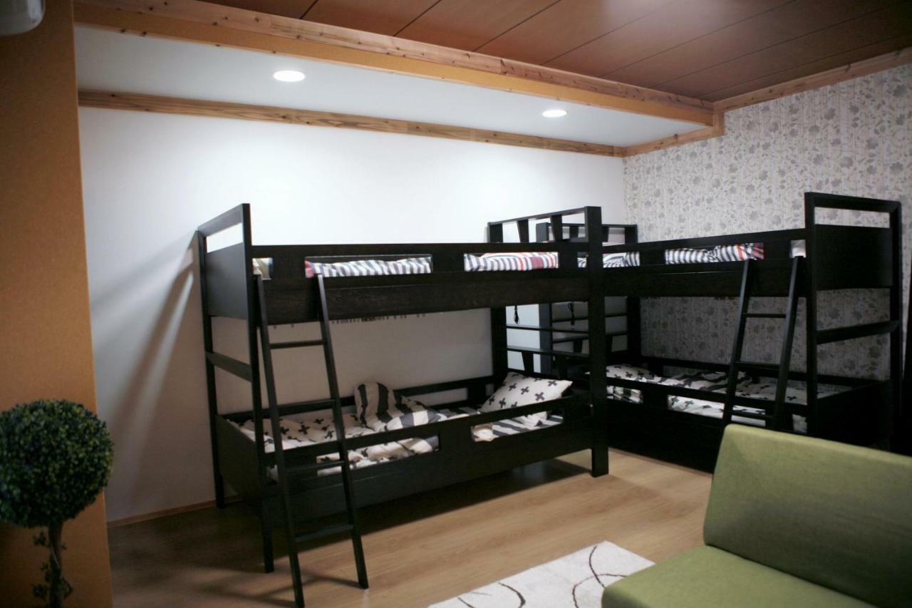 Maru House Hotell Osaka Exteriör bild